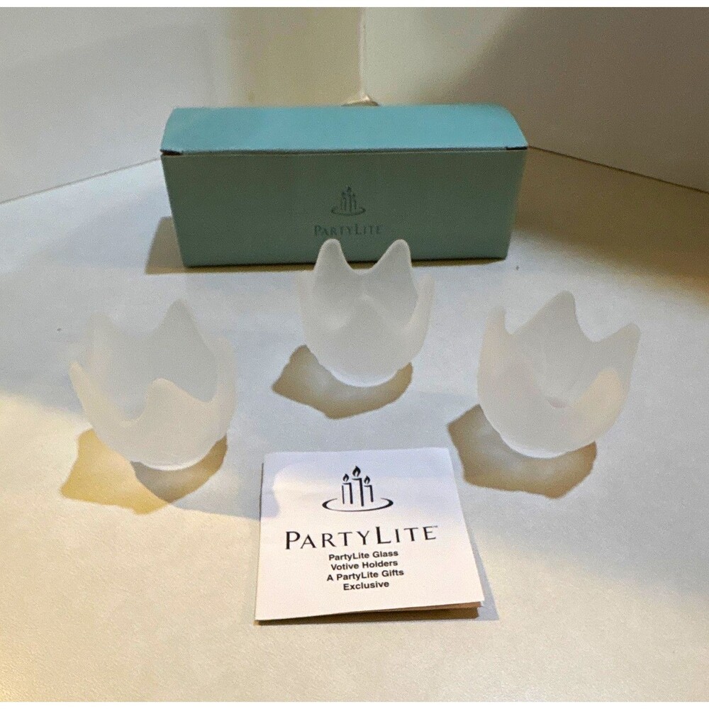 PartyLite Frosted White Glass Flower Votive Holders Set of 3 Freestanding